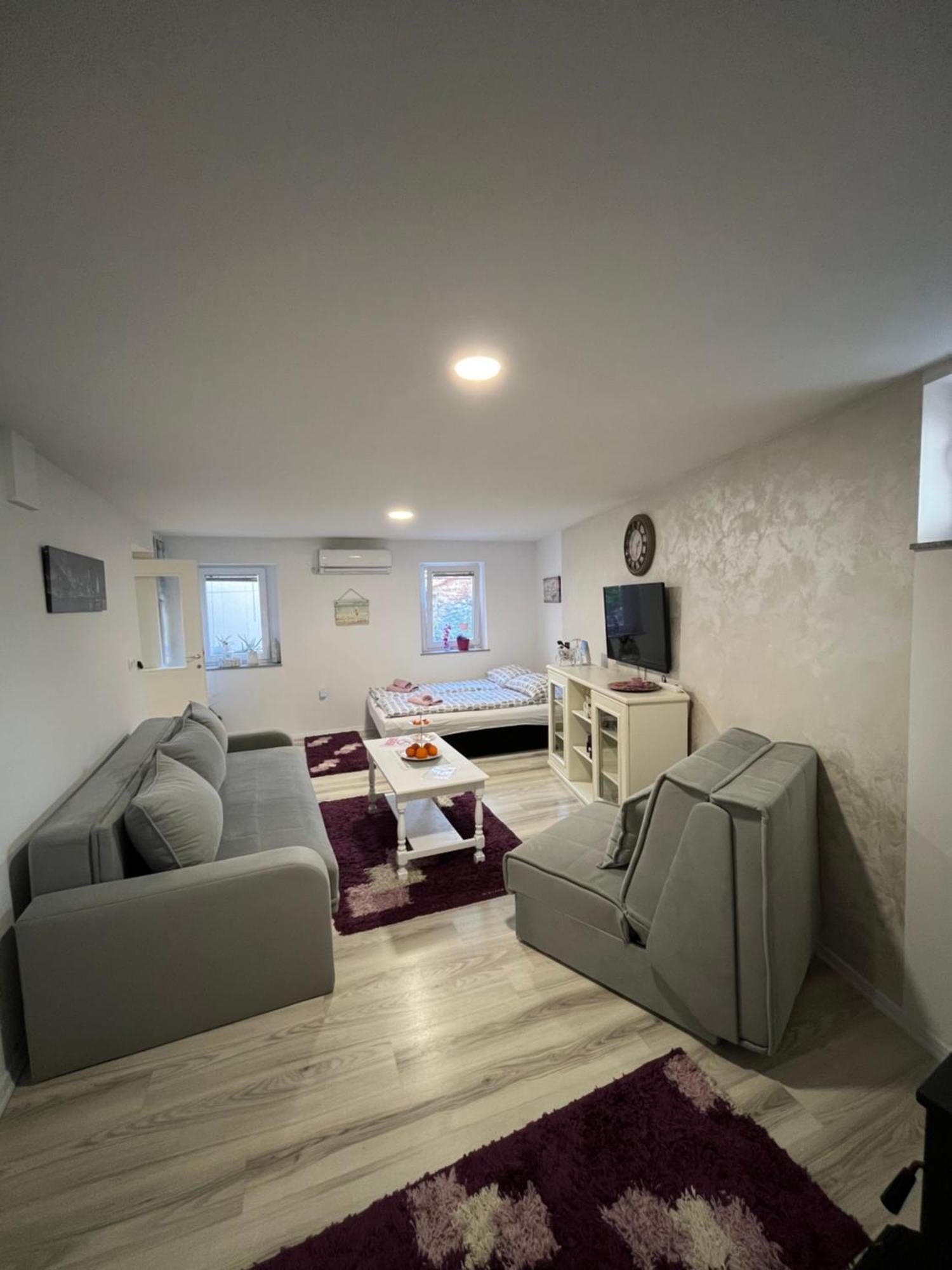 Apartman Nermin Mostar Esterno foto