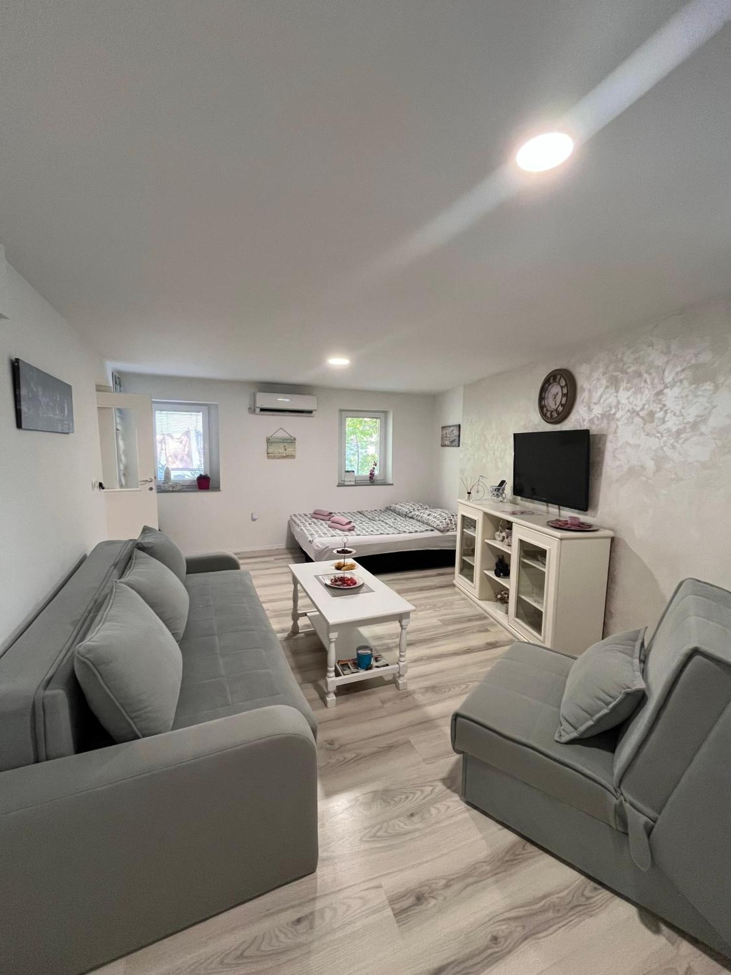 Apartman Nermin Mostar Esterno foto