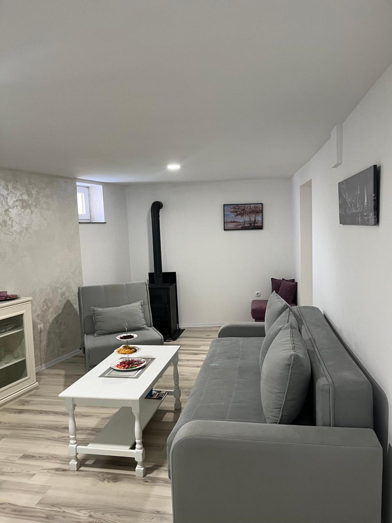 Apartman Nermin Mostar Esterno foto